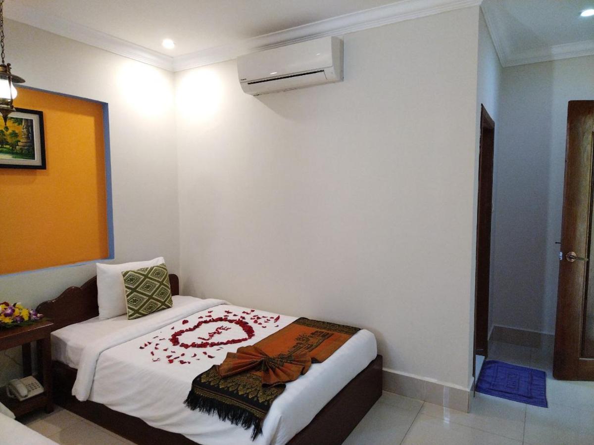 Plumeria Hotel & Spa Siem Reap Exterior photo